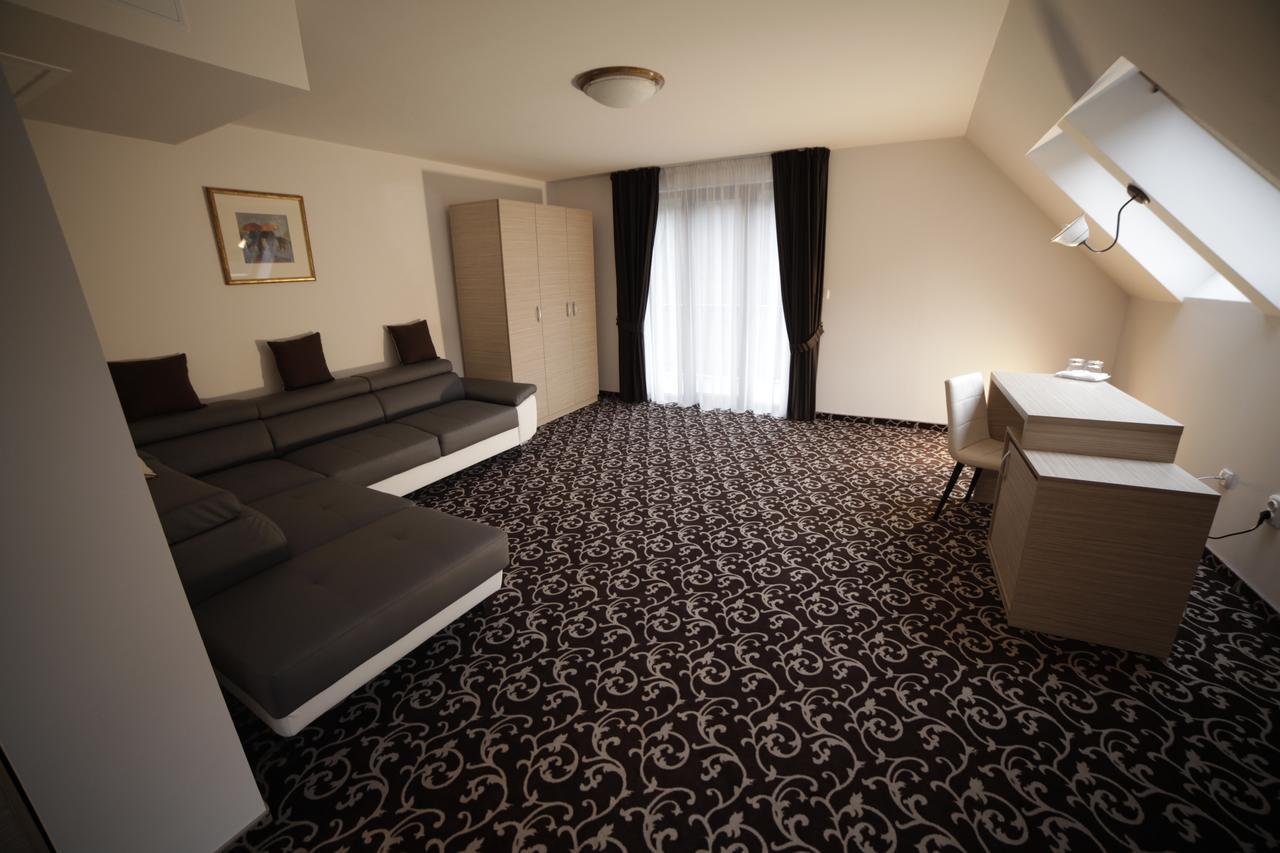 Zana Vaii Hotel Arieseni Luaran gambar