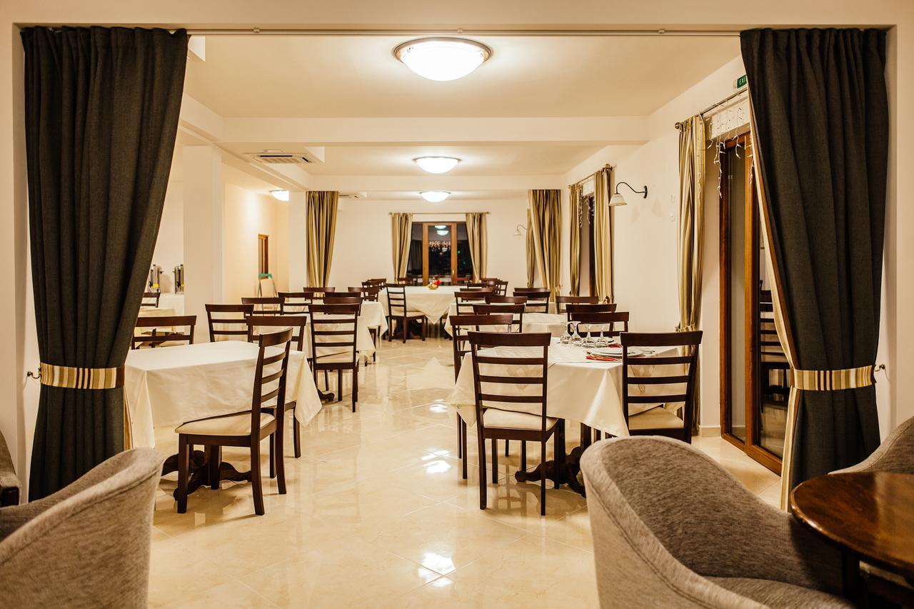 Zana Vaii Hotel Arieseni Luaran gambar